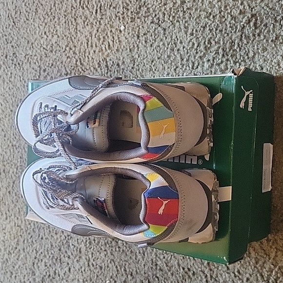 Puma Shoes - Picture 2 of 5